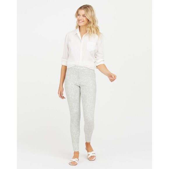 ✨Jean-ish® Ankle Leggings✨  - Picture 1 of 9